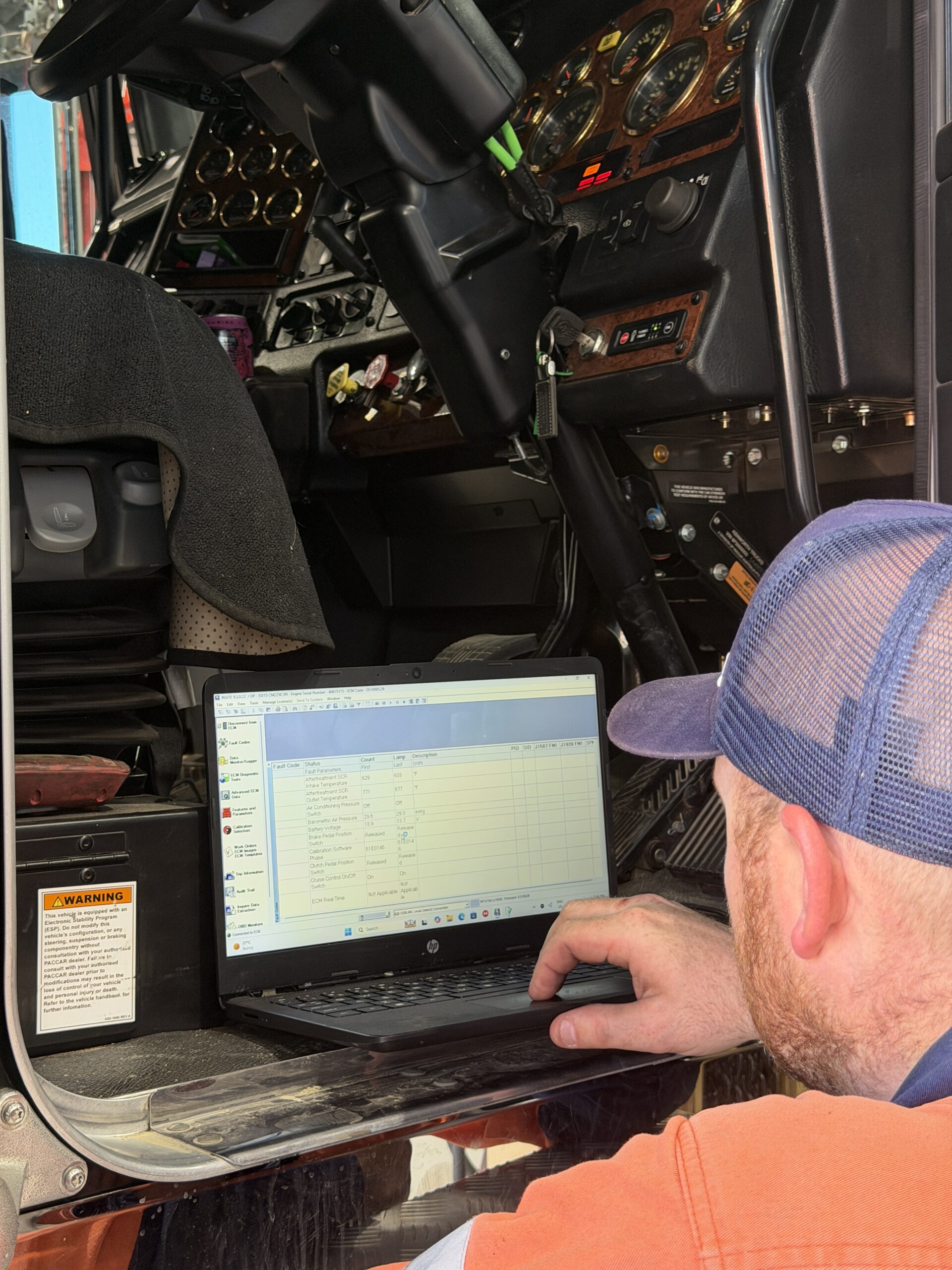 Diagnostic work on a heavy vehicle